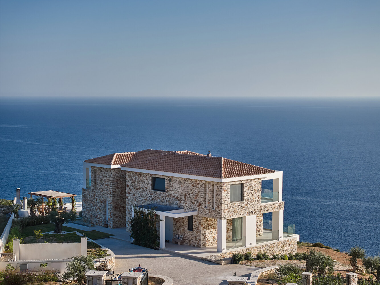 Exploring the Beauty of Modern Greek Villa Design: Villa Keri by LUCY ...