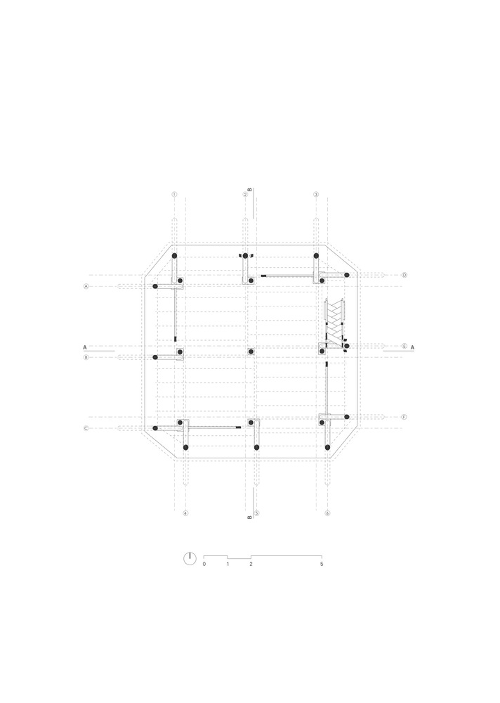 Floor plan drawing showing an octagonal structure with central space and stair circulation volumes
