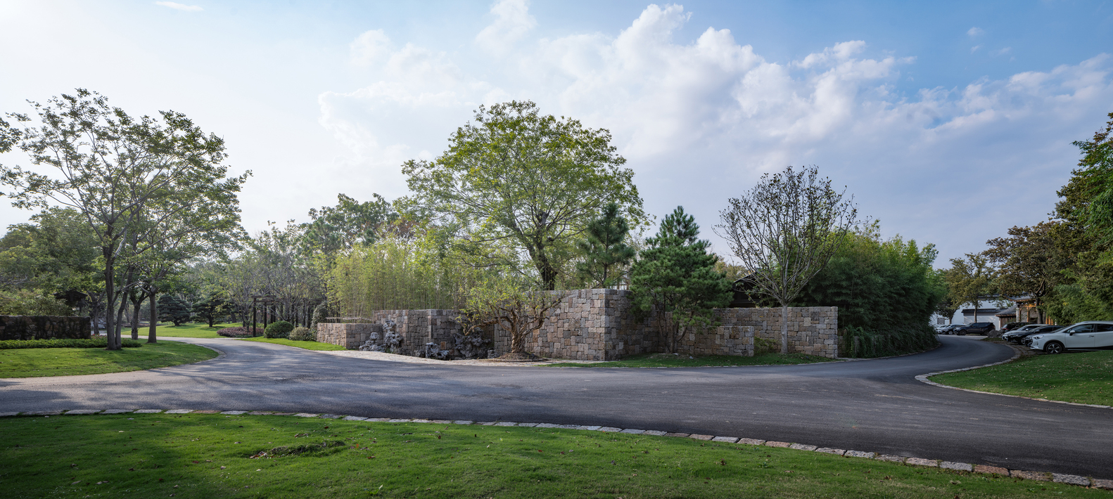 All photographs are works of Qingshan Wu