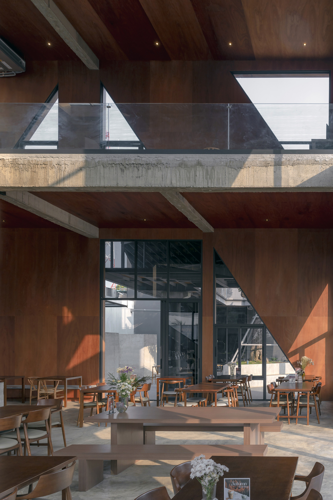 DIFF Coffee Roasters: A Striking Example of Modern Minimalist Coffee ...