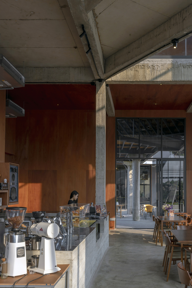 DIFF Coffee Roasters: A Striking Example of Modern Minimalist Coffee ...