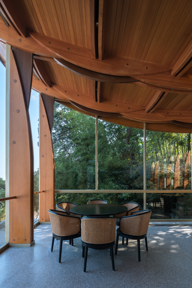 All photographs are works of Xuguo Tang, Yilong Zhao