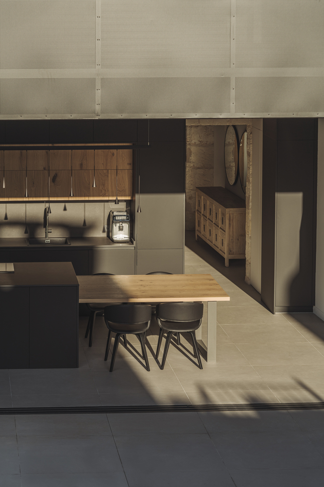 All photographs are works of Ricard Lopez