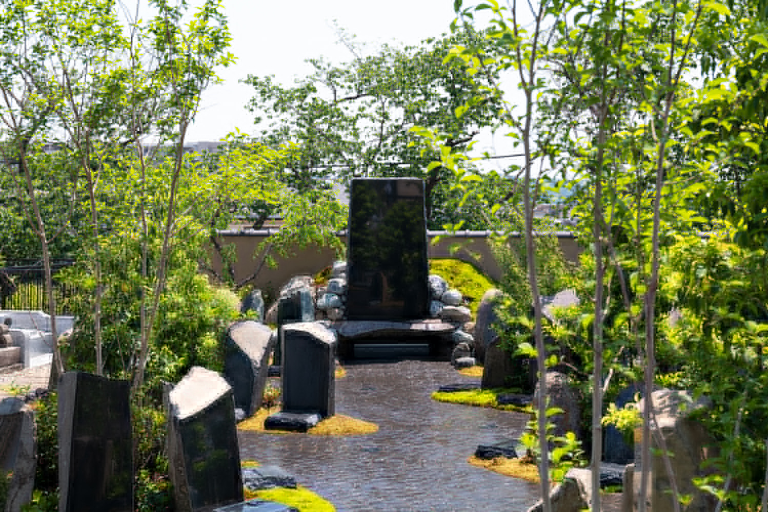 All photographs are works of Masao Nishikawa