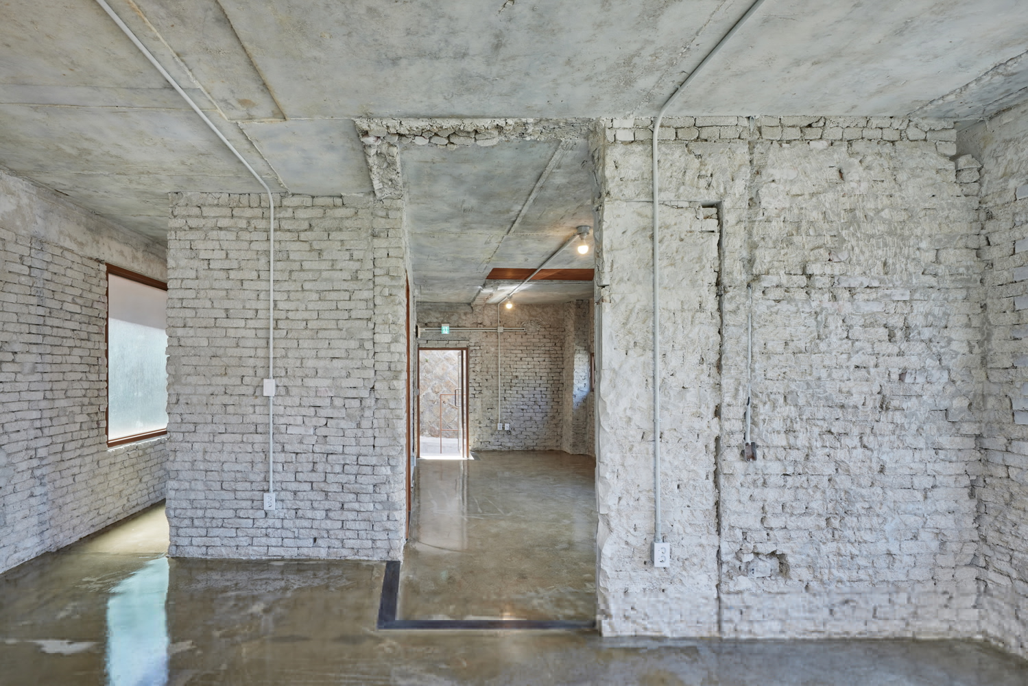 Image showcasing The Ultimate Guide to Renovating In the Industrial Style