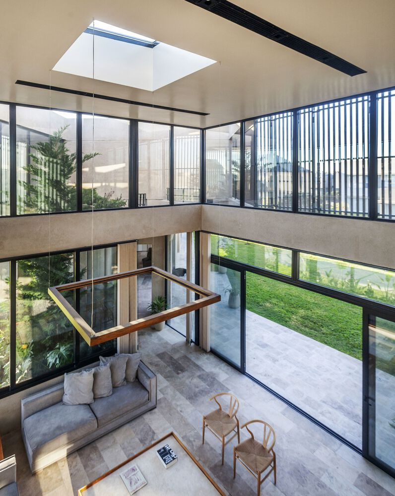 All photographs are works of Alejandro Peral