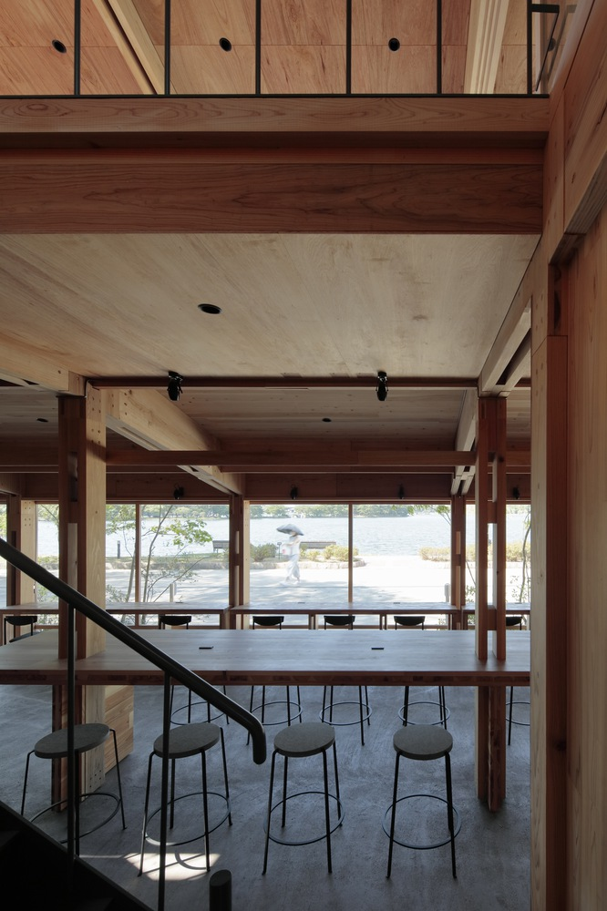 All photographs are works of Koichi Torimura