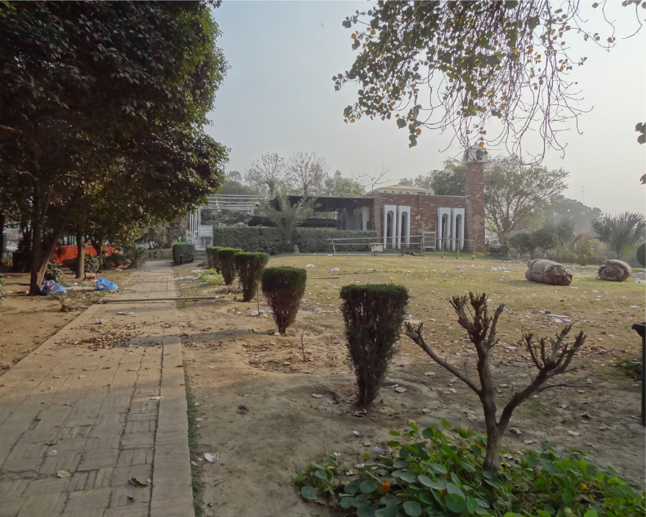 Lalazar Park’s existing landscape and mosque within the broader urban context.