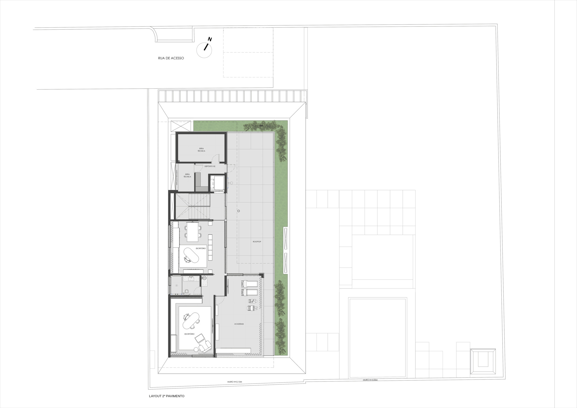 First floor plan drawing showing a narrow residence with interior rooms and a lateral garden strip