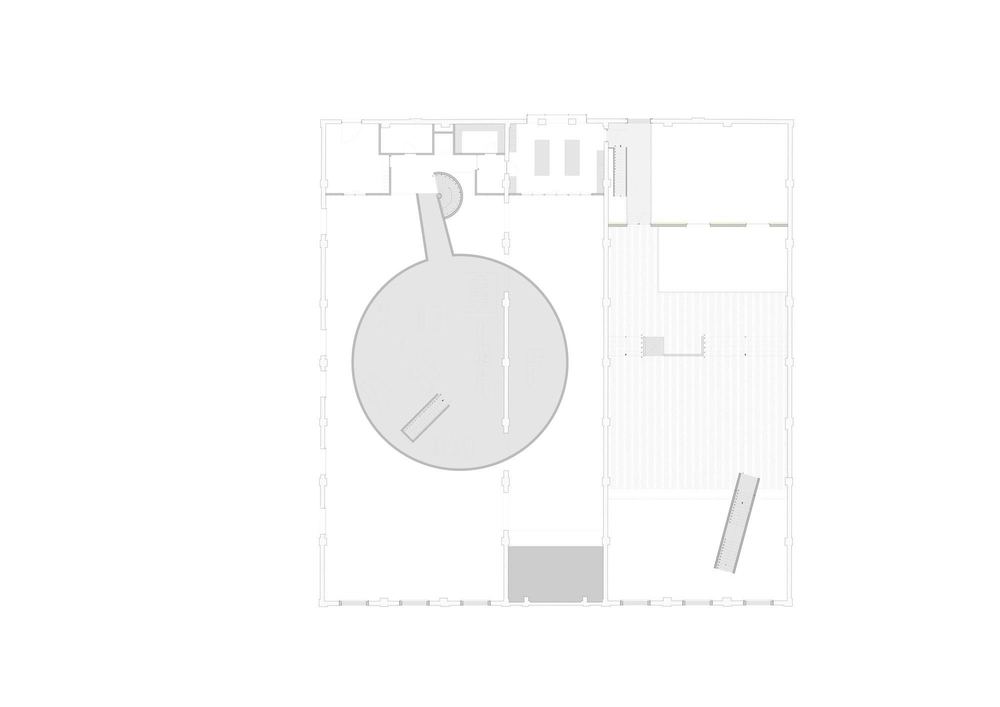 Floor plan drawing showing the circular gallery space and adjacent rectangular hall with regular column spacing