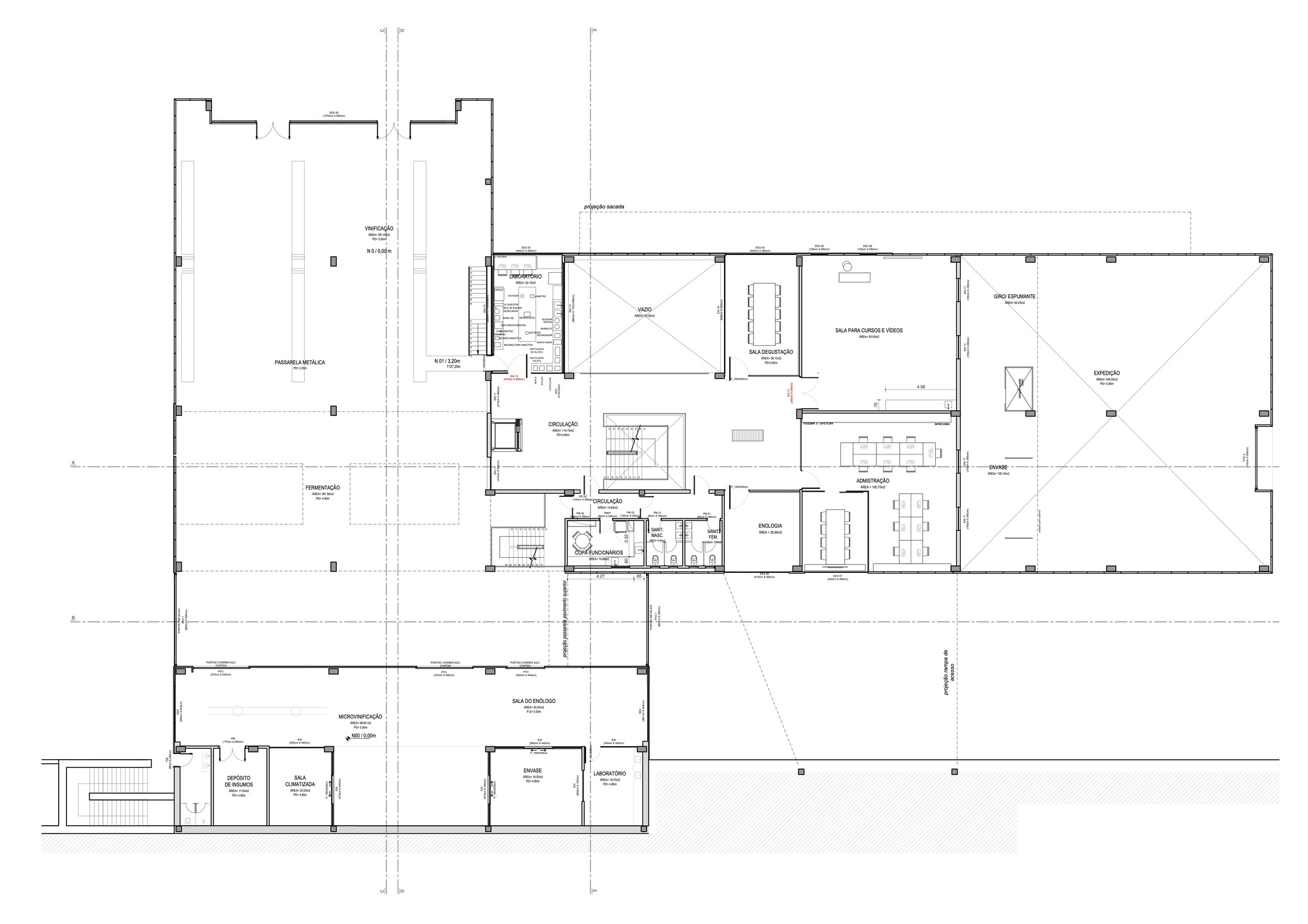Second floor plan drawing showing residential zones with central bathrooms and diagonal circulation paths