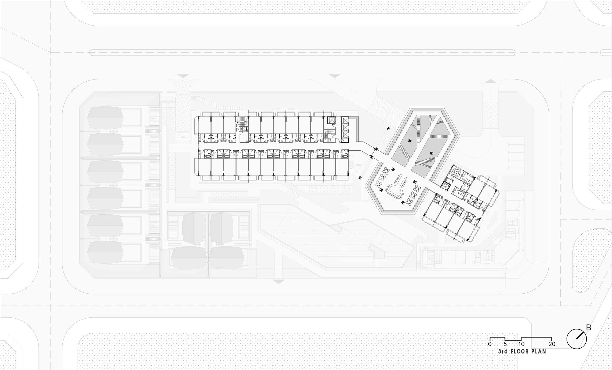 Third floor plan with the pentagonal wing revealing internal partitions and a central void space