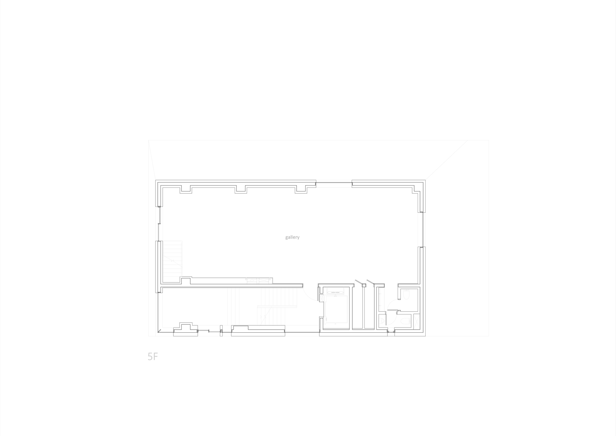 Floor plan of the fifth level showing a large gallery space with service rooms along the right edge