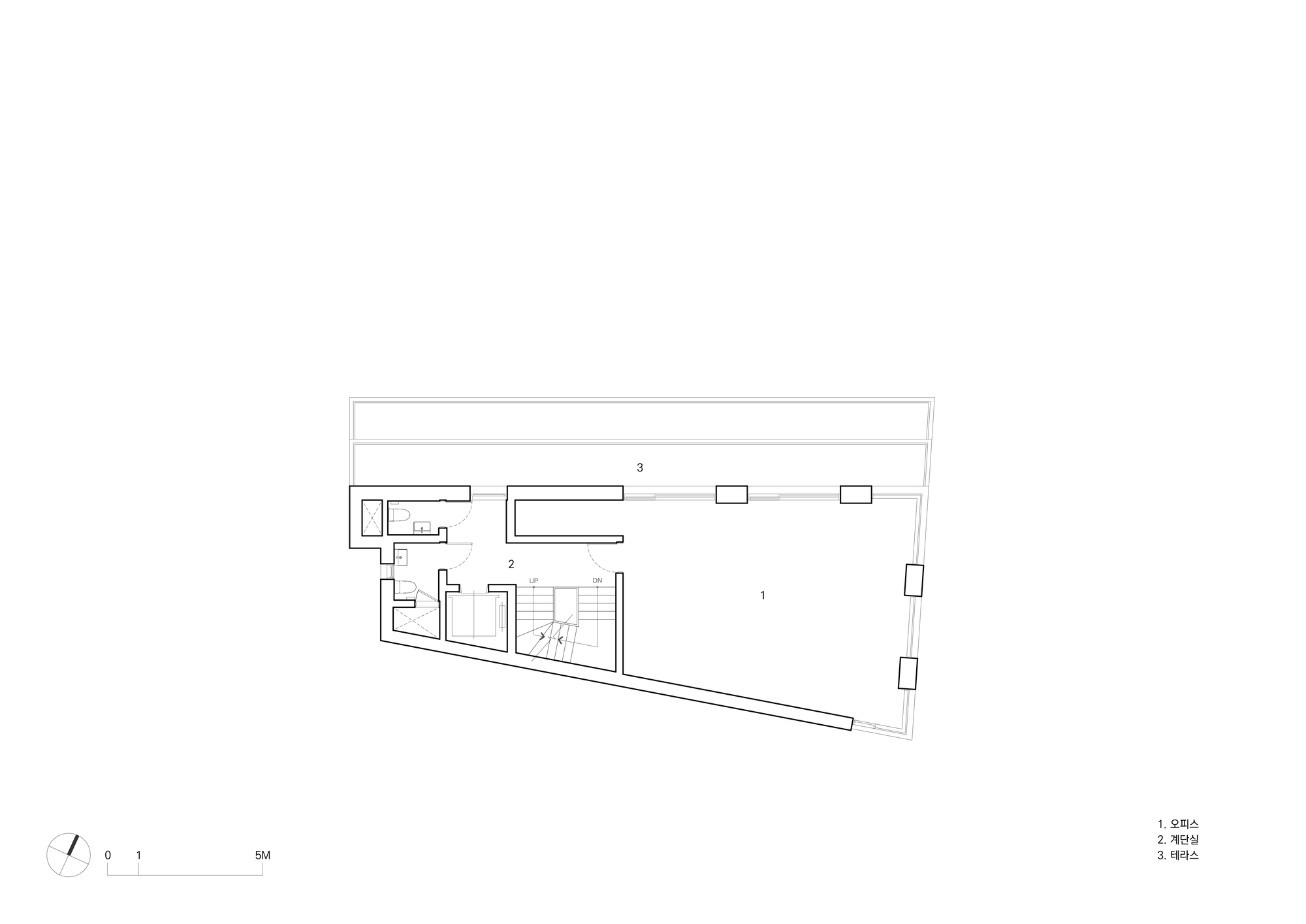 Floor plan drawing showing a narrow trapezoidal site with service rooms on the left and an open volume on the right