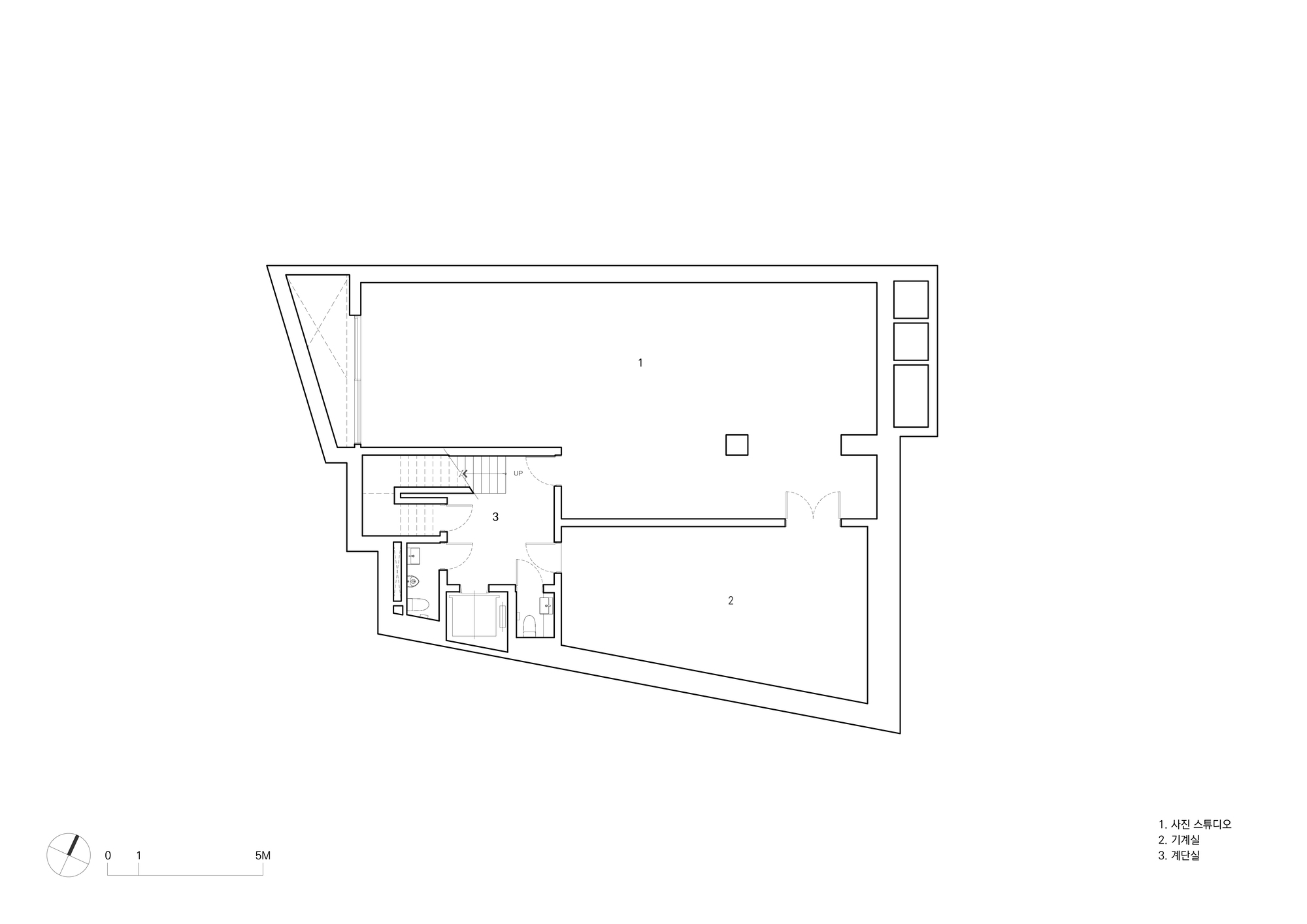 Floor plan drawing revealing the irregular trapezoidal perimeter with staircase core and open interior