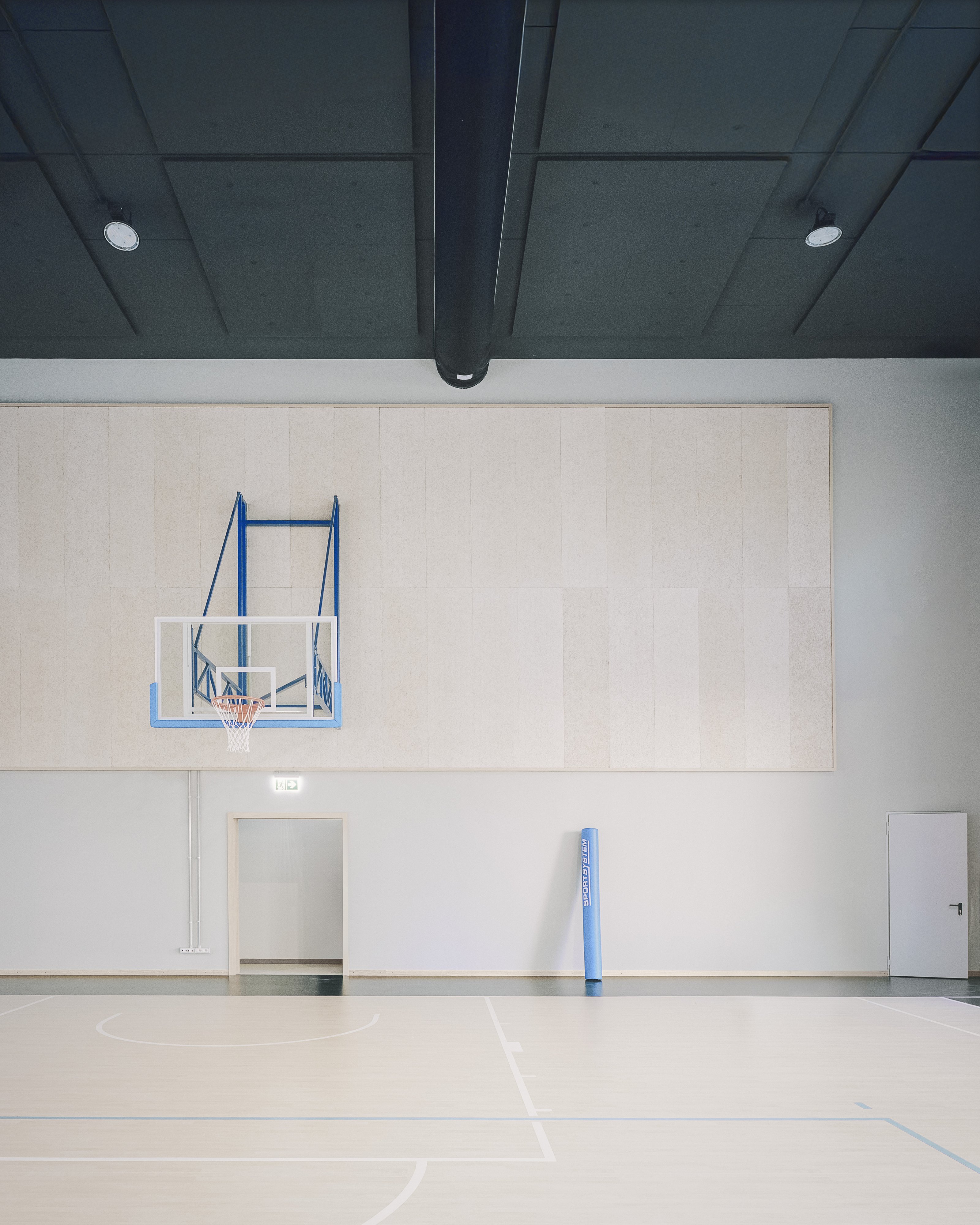 The gymnasium. Photo © Aldo Amoretti