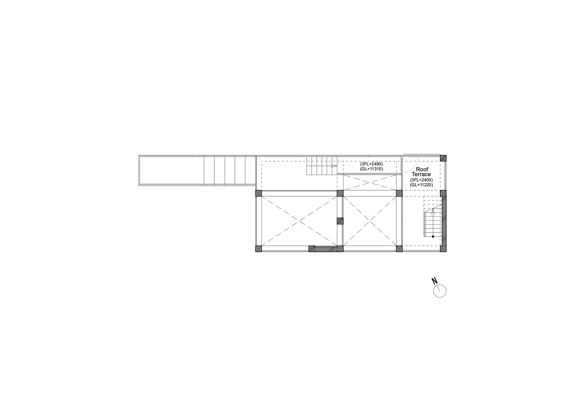 Roof level plan drawing showing structural bays with diagonal bracing lines, a small roof terrace and a stair rising on the east side