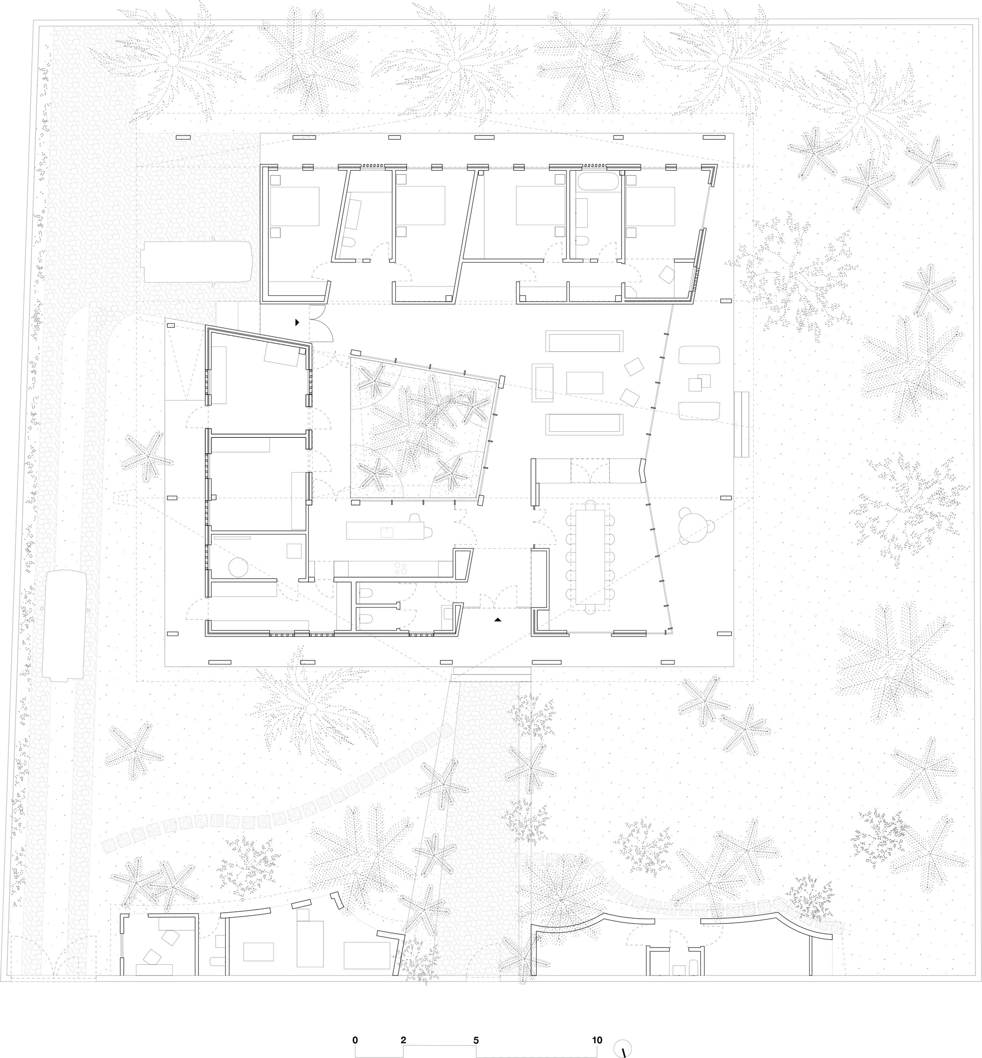 Site plan drawing showing a courtyard house with bedroom wing, living and dining areas, a planted atrium and palms across the garden