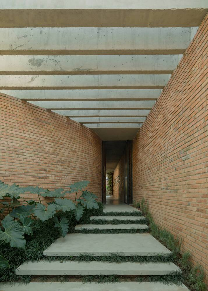 Sustainable Architecture in Paraguay: A Closer Look at ME House by ...