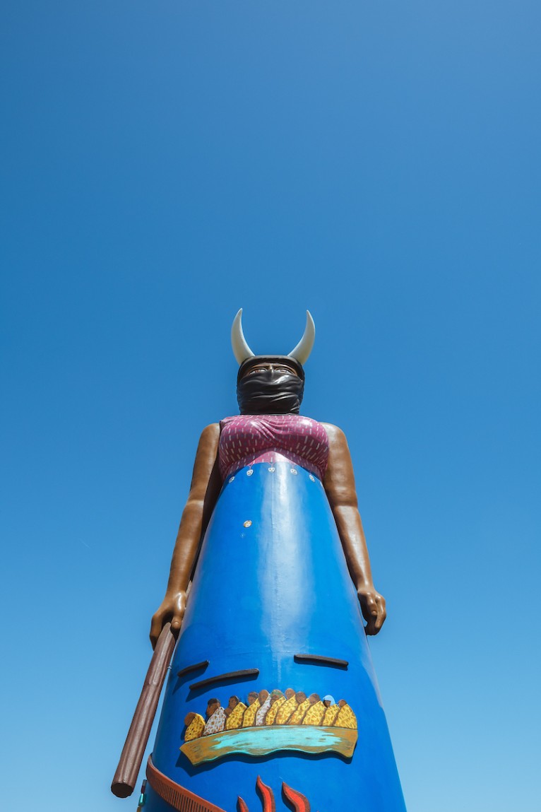 La Guardiana by LosDos, photo Lance Gerber, courtesy Coachella Valley Music and Arts Festival.