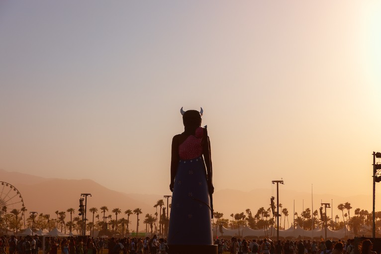 La Guardiana by LosDos, photo Lance Gerber, courtesy Coachella Valley Music and Arts Festival.