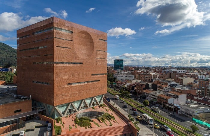 5. Ampliación Fundación Santa Fe de Bogotá by El Equipo Mazzanti/Giancarlo Mazzanti for Fundacion Santa Fe de Bogotá