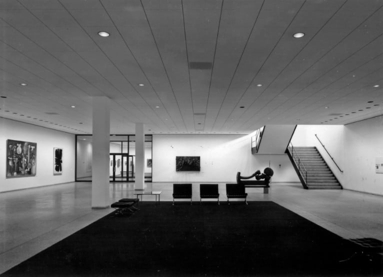 Lower ground floor, staircase hall, 1968 - © Staatliche Museen zu Berlin, Zentralarchiv, Reinhard Friedrich