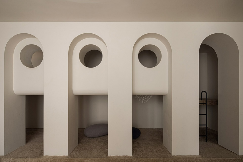 Guest room interior © ACT STUDIO