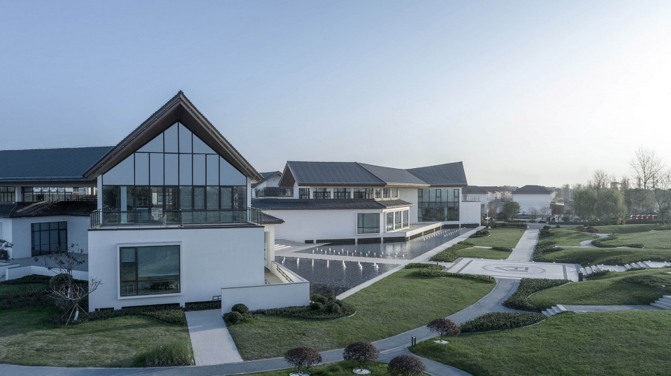 Partial aerial view of the entrance © JWP DESIGN