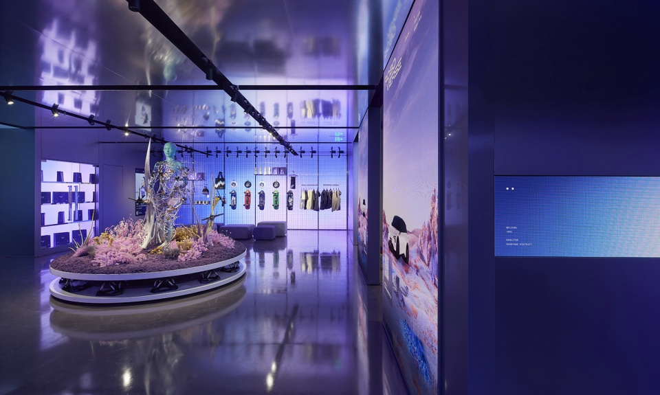 Derivative product display area © Charlie Xia