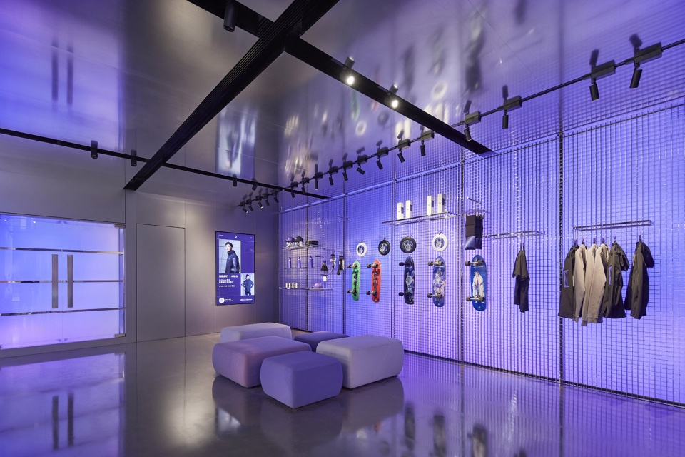 Adaptable sliding walls © Charlie Xia