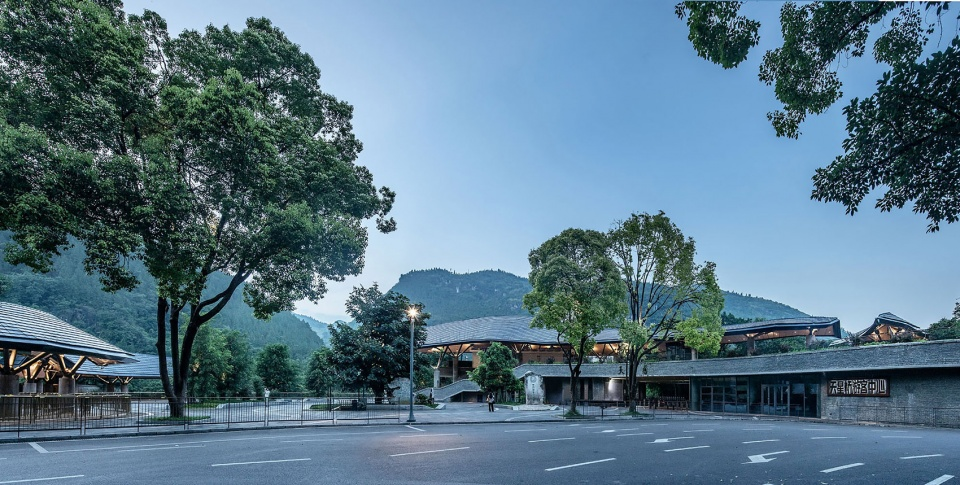 Overview of the Tourist Center © Wang Ziling