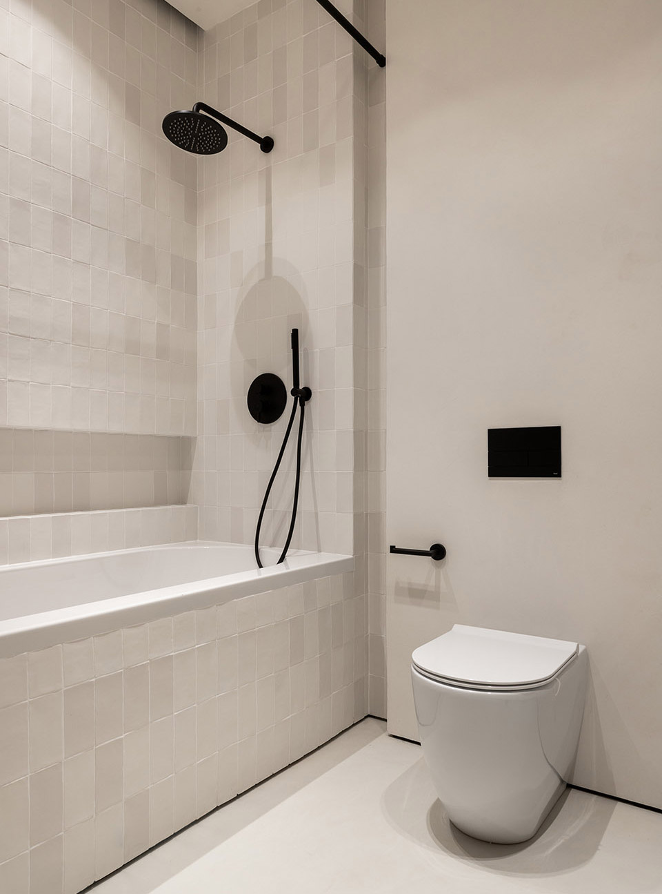 Bathroom © ZROBIM architects