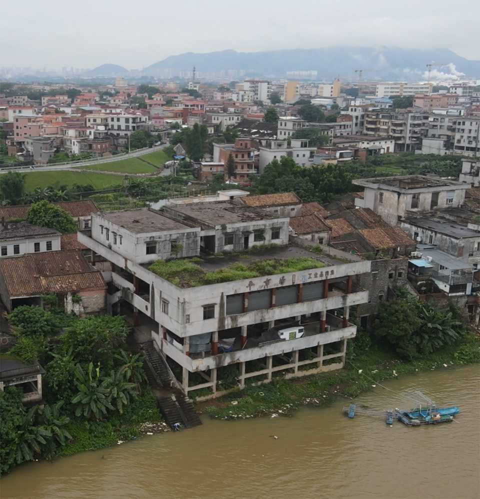 Context of the site © MAD