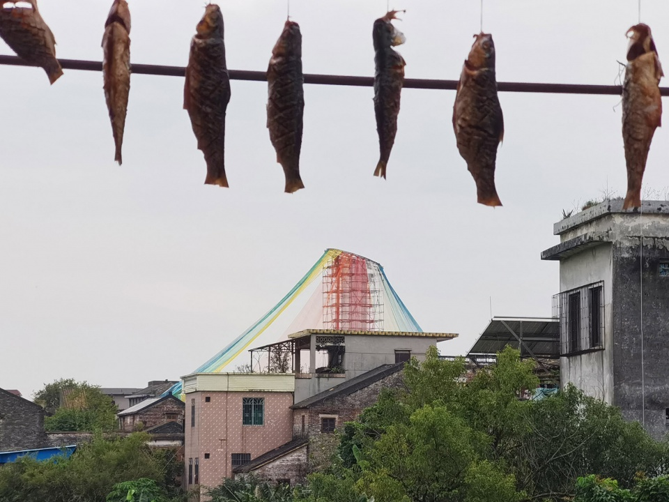 Distant view © Zhang Kai