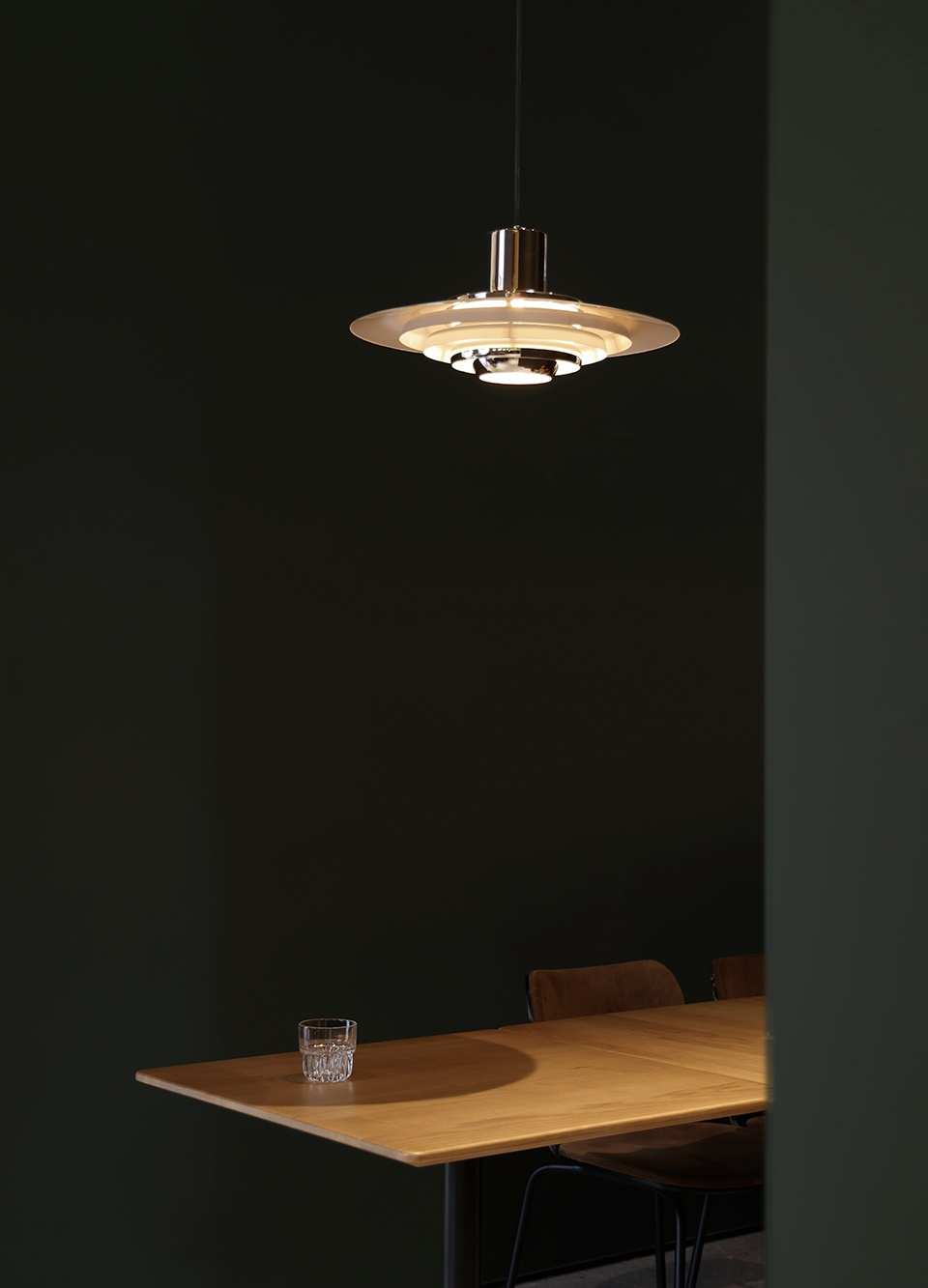 The brand's unique dark green © Xiaole