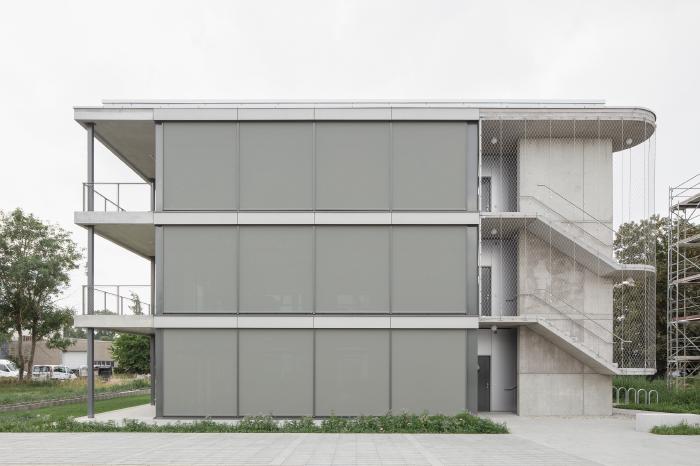 洋書 MAKERS OF CONTEMPORARY ARCHITECTURE. Makers of Contemporary Architecture: Philip Johnson, Kenzo