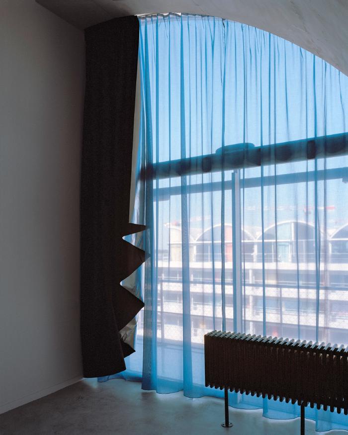 @BRUTHER © MAXIME DELVAUX