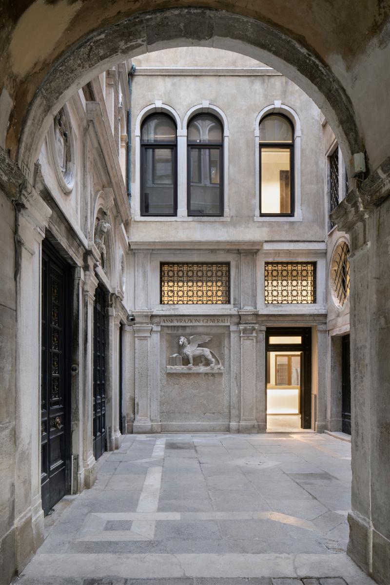 @ALESSANDRA CHEMOLLO