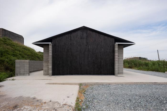 @TCA (THE CONCRETE ABSTRACT)