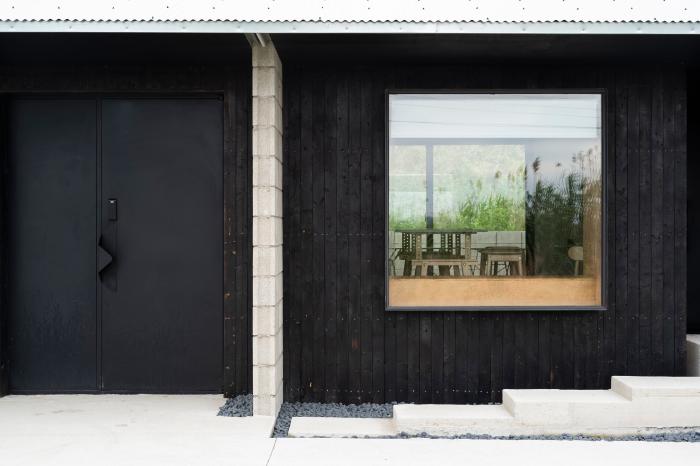 @TCA (THE CONCRETE ABSTRACT)