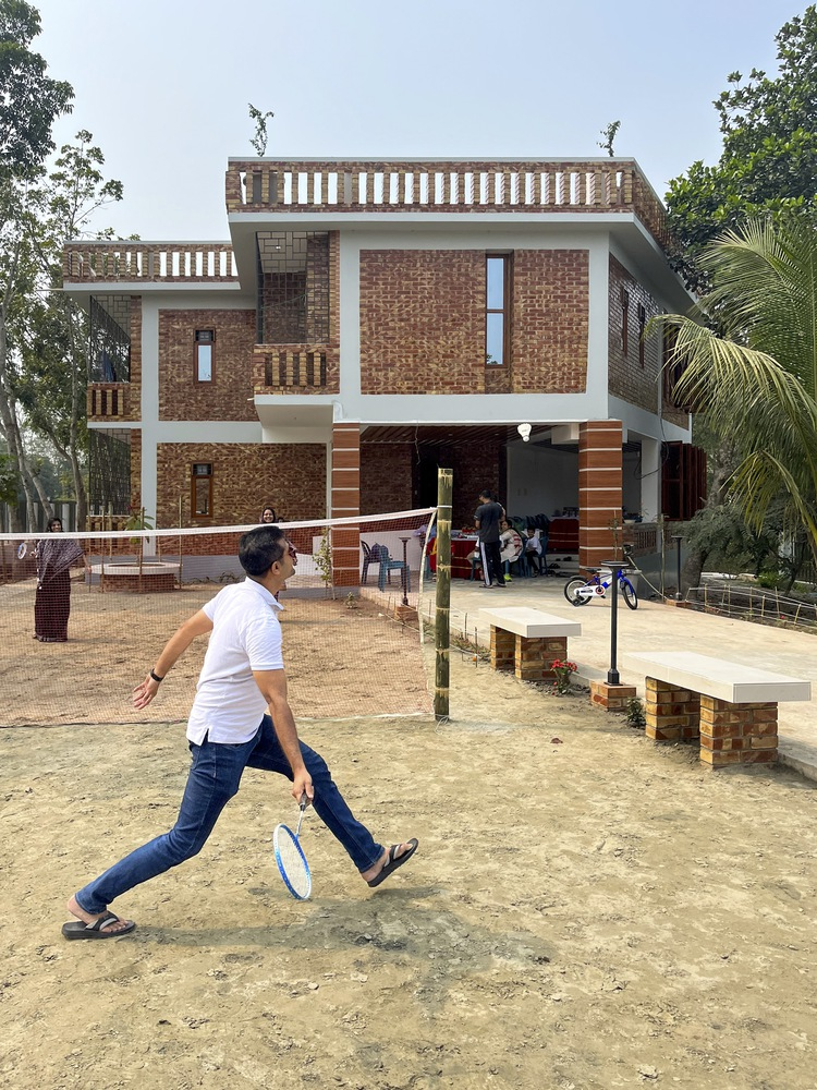 Traditional Bengali Architecture: A Modern Interpretation at Hawladar ...